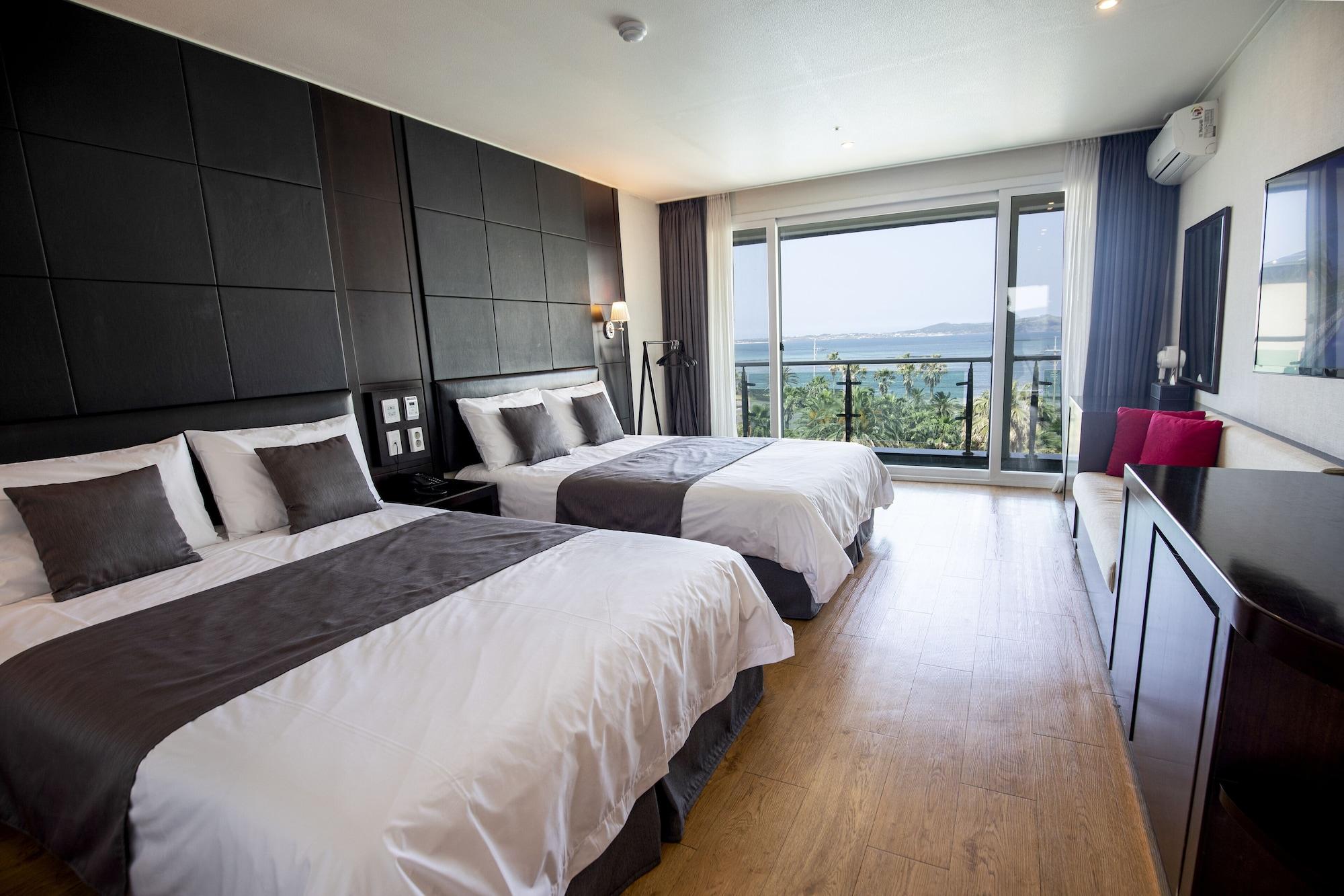 เดอะ โฟร์ เกรส รีสอร์ต Hotel เมืองเชจู ภายนอก รูปภาพ