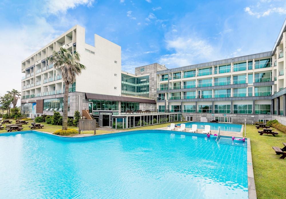 เดอะ โฟร์ เกรส รีสอร์ต Hotel เมืองเชจู ภายนอก รูปภาพ