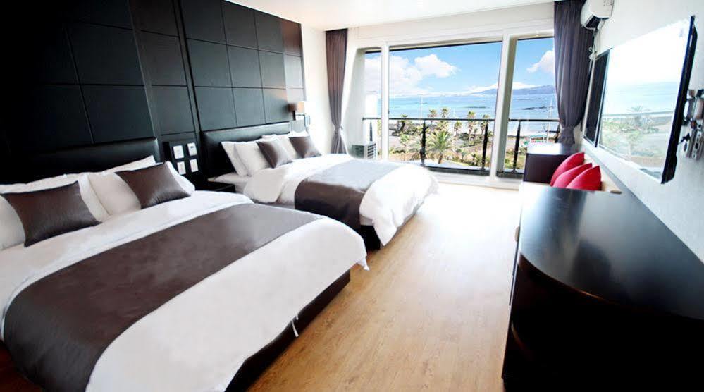 เดอะ โฟร์ เกรส รีสอร์ต Hotel เมืองเชจู ภายนอก รูปภาพ