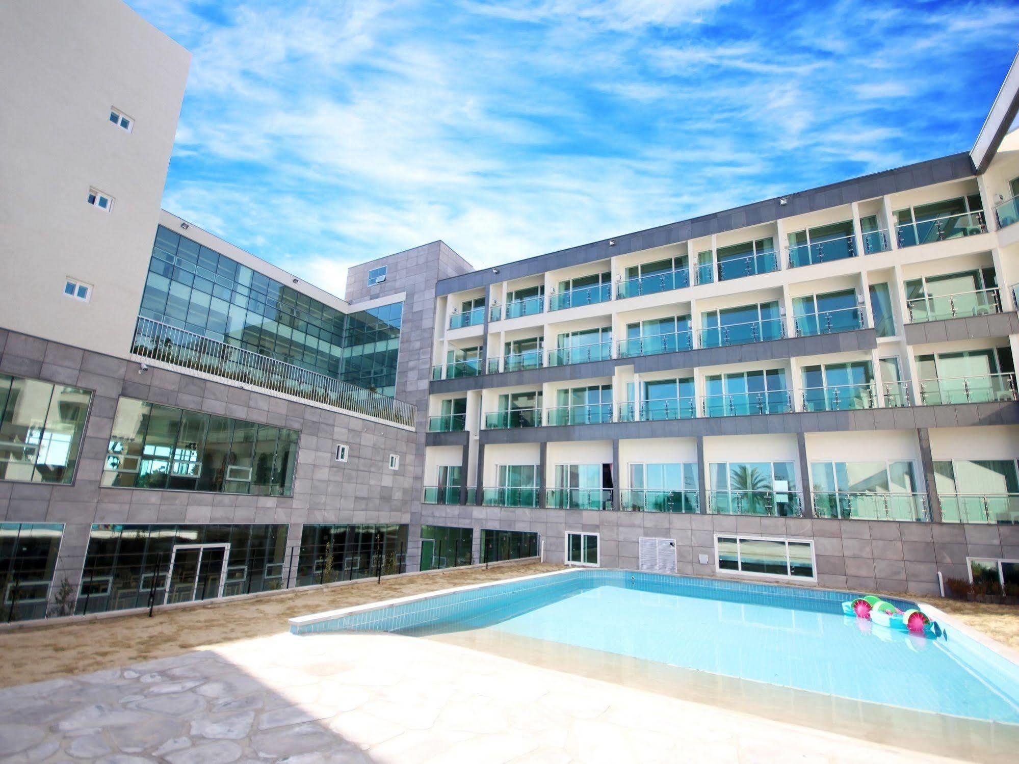 เดอะ โฟร์ เกรส รีสอร์ต Hotel เมืองเชจู ภายนอก รูปภาพ
