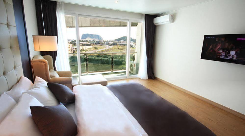 เดอะ โฟร์ เกรส รีสอร์ต Hotel เมืองเชจู ภายนอก รูปภาพ