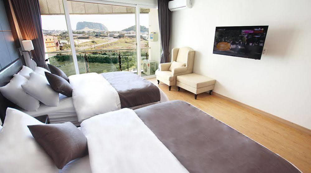 เดอะ โฟร์ เกรส รีสอร์ต Hotel เมืองเชจู ภายนอก รูปภาพ